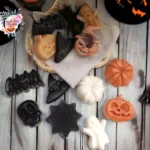 Halloween Wax Melts Gift Box Ghosts Skulls Spider Web Pumpkins Witch Hats Bats Customizable Scents and Colors - 3 shapes - Image 3